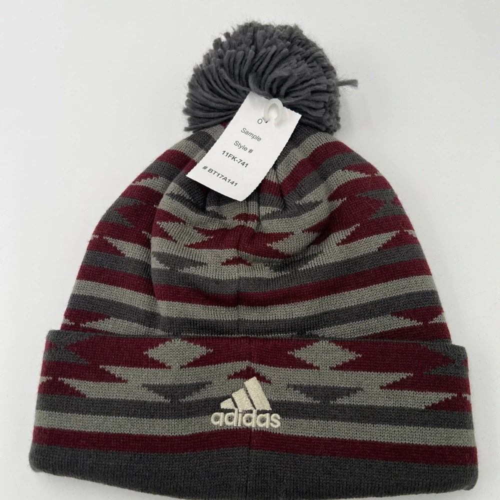 Adidas Texas AandM Aggies Pom Beanie Hat‎ Maroon Gray One Size Fits All